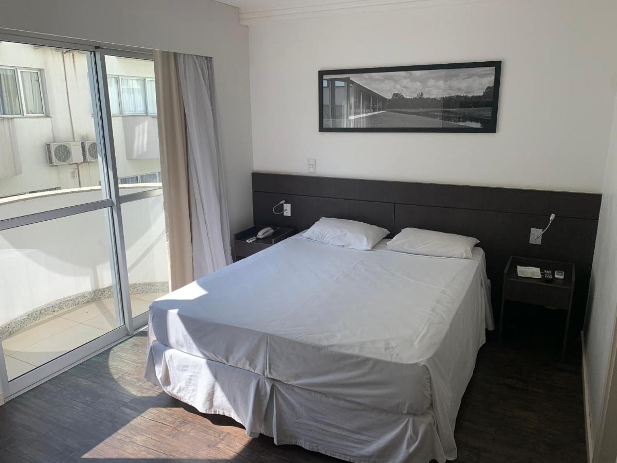 Flat Pampulha - Ap 122 - Particular Belo Horizonte