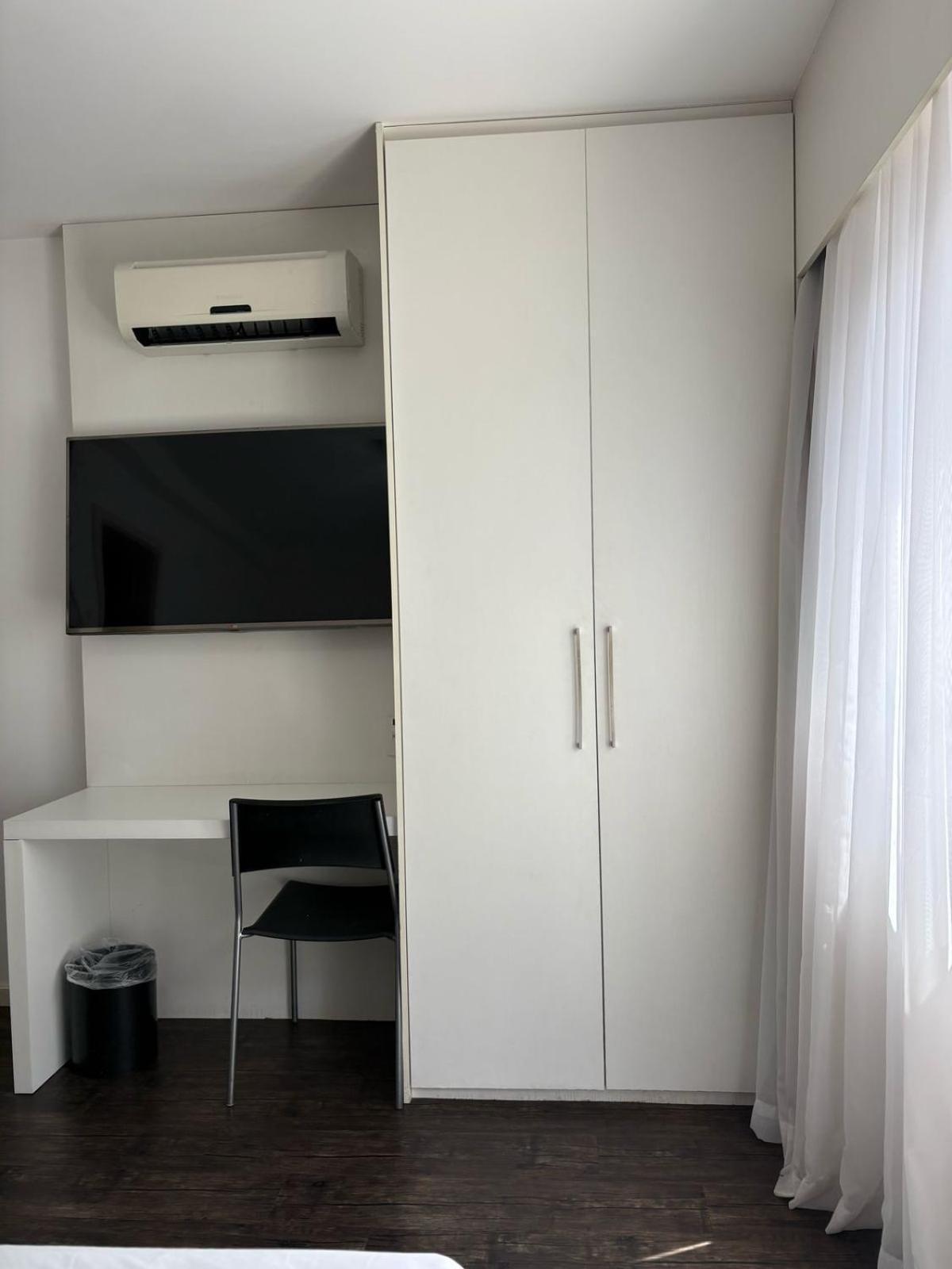 Flat Pampulha - Ap 122 - Particular 4*